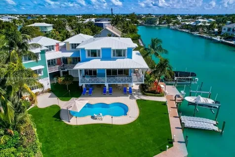 162 Bayview Drive Islamorada FL 33036