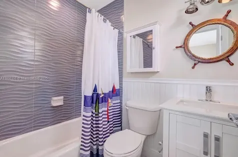 162 Bayview Drive Islamorada FL 33036
