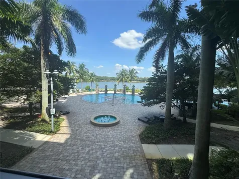 2641 N Flamingo Road Sunrise FL 33323