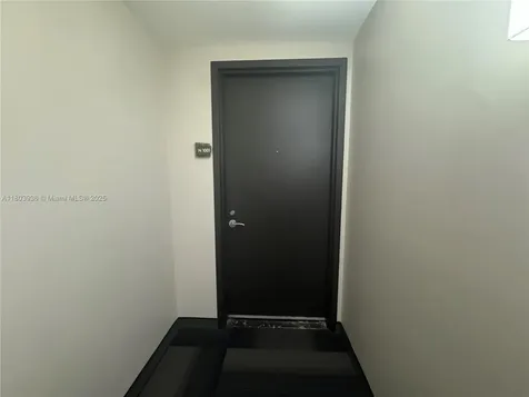 2641 N Flamingo Road Sunrise FL 33323