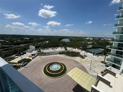 2641 N Flamingo Road Sunrise FL 33323