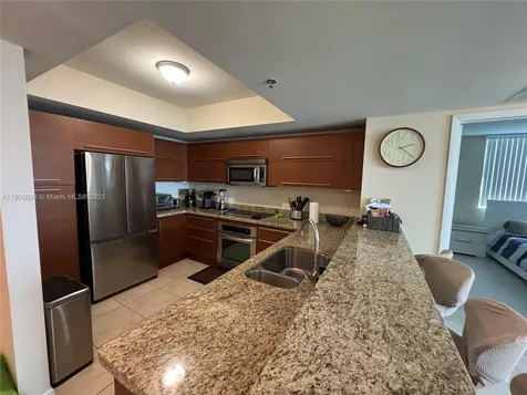 2641 N Flamingo Road Sunrise FL 33323