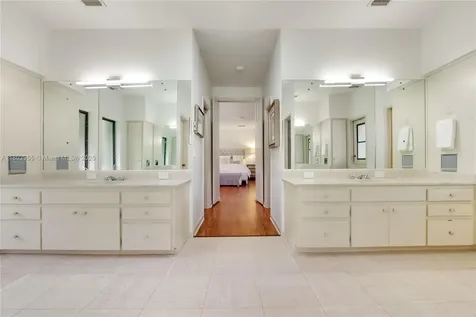 8290 La Rampa Street Coral Gables FL 33143
