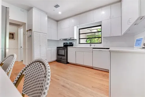 8290 La Rampa Street Coral Gables FL 33143