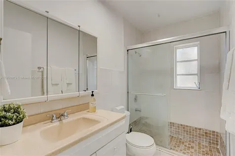 1913 SW 129th Court Miami FL 33175