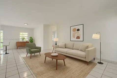 1913 SW 129th Court Miami FL 33175