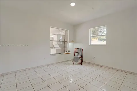 1913 SW 129th Court Miami FL 33175