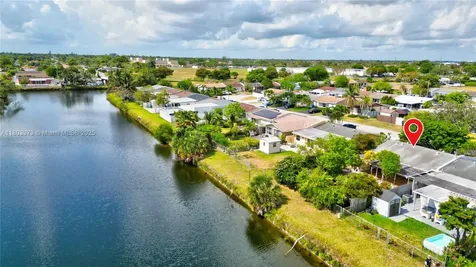 1913 SW 129th Court Miami FL 33175