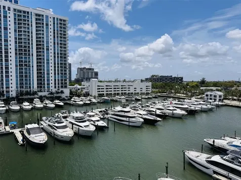 17211 Biscayne Boulevard #013 Miami FL 33160