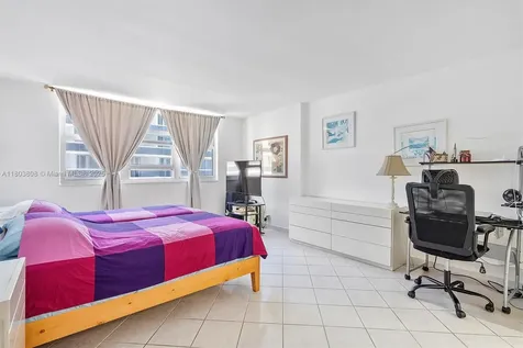 9511 Collins Avenue Surfside FL 33154