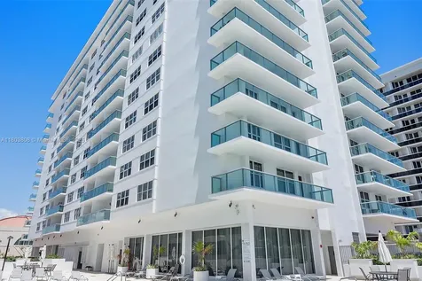 9511 Collins Avenue Surfside FL 33154