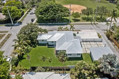 1459 Jefferson Street Hollywood FL 33020