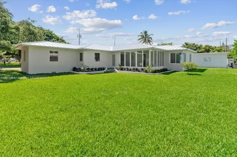 1459 Jefferson Street Hollywood FL 33020