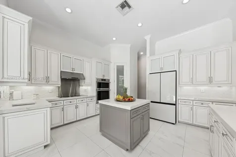 4898 Tropicana Avenue Cooper City FL 33330