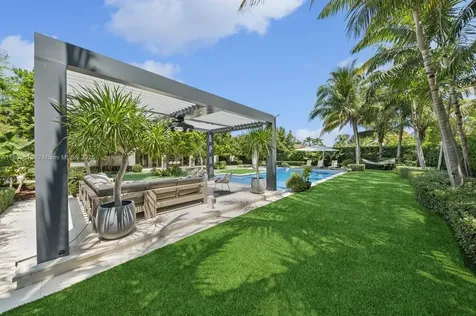 4898 Tropicana Avenue Cooper City FL 33330