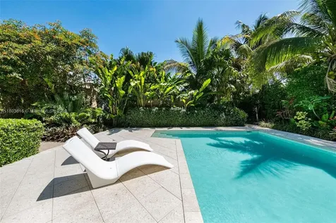 863 NE 90th Street Miami FL 33138