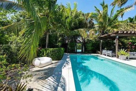 863 NE 90th Street Miami FL 33138