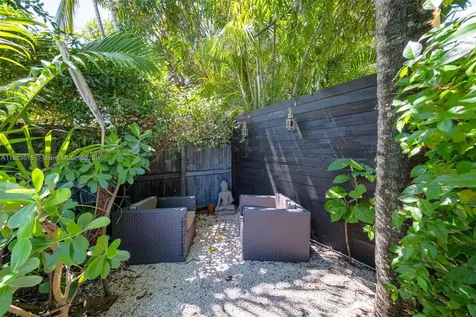 863 NE 90th Street Miami FL 33138