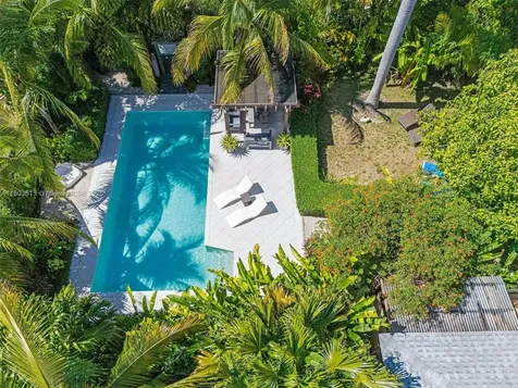 863 NE 90th Street Miami FL 33138