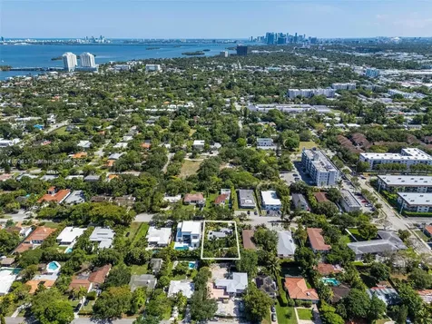 863 NE 90th Street Miami FL 33138