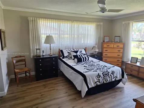 1101 SW 75th Terrace Plantation FL 33317