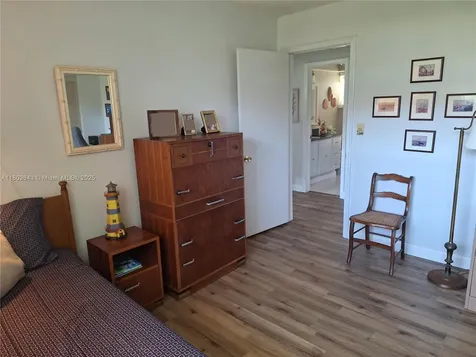 1101 SW 75th Terrace Plantation FL 33317