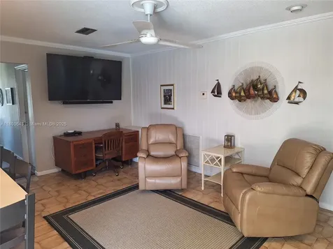 1101 SW 75th Terrace Plantation FL 33317