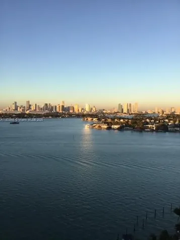 9 Island Avenue Miami Beach FL 33139