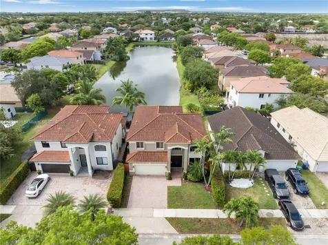 9248 SW 209th Terrace Cutler Bay FL 33189