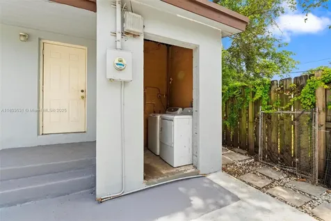 941 NW 76th Street Miami FL 33150
