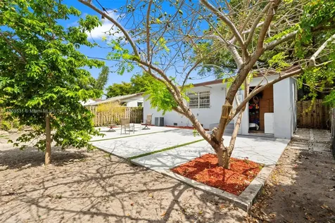 941 NW 76th Street Miami FL 33150