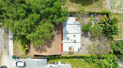 941 NW 76th Street Miami FL 33150