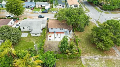 941 NW 76th Street Miami FL 33150