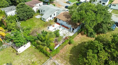 941 NW 76th Street Miami FL 33150