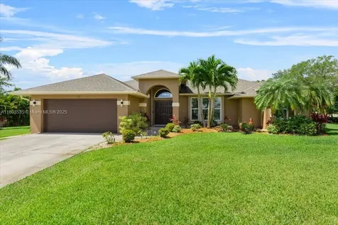 112 SW North Danville Circle Port St. Lucie FL 34953