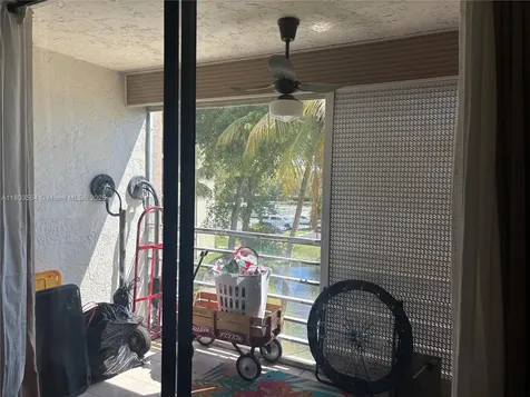 1820 N 81st Avenue North Lauderdale FL 33068