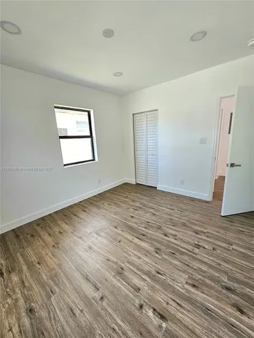 1946 Pierce Street Hollywood FL 33020