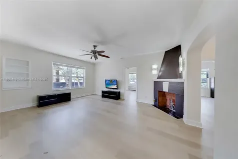 1241 13th Street Miami Beach FL 33139