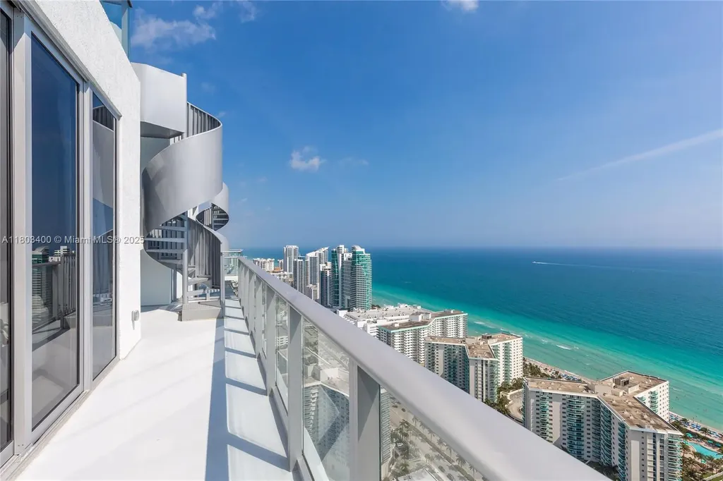4010 S Ocean Drive Hollywood FL 33019