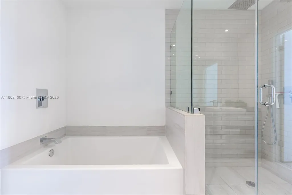 4010 S Ocean Drive Hollywood FL 33019