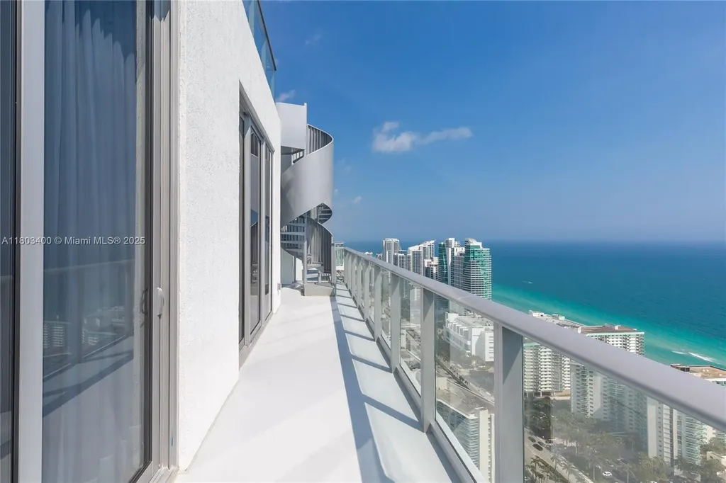4010 S Ocean Drive Hollywood FL 33019
