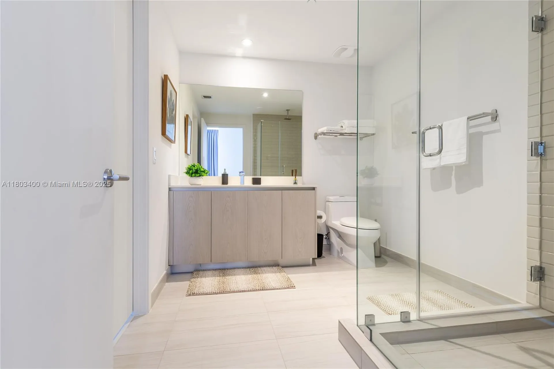 4010 S Ocean Drive Hollywood FL 33019