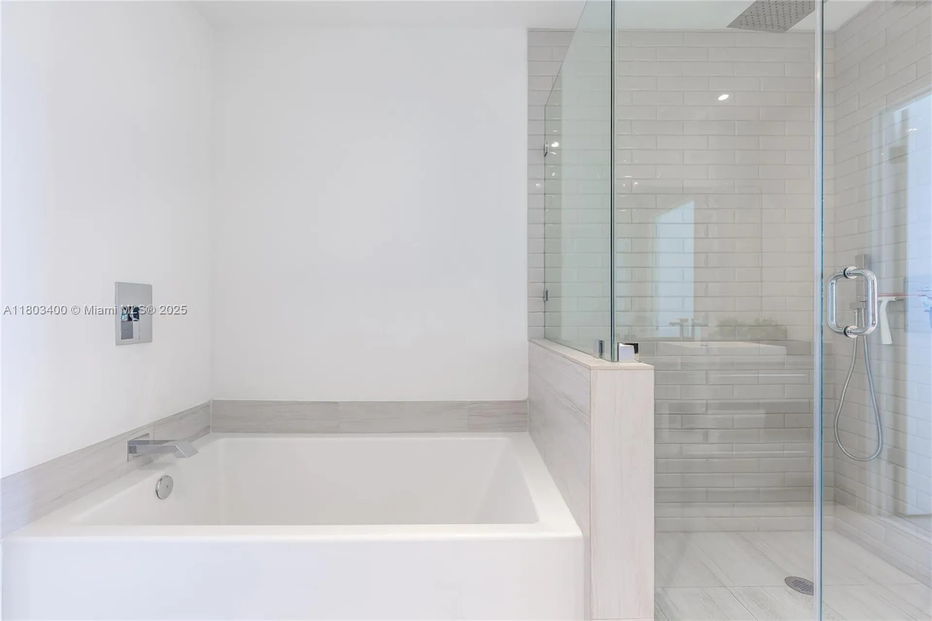 4010 S Ocean Drive Hollywood FL 33019