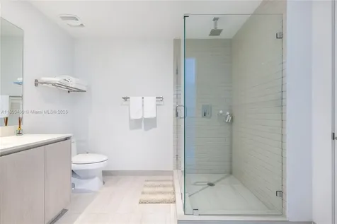 4010 S Ocean Drive Hollywood FL 33019