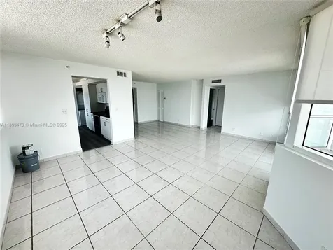 Miami Beach FL 33140