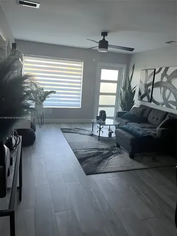 3195 W 10th Avenue Hialeah FL 33012