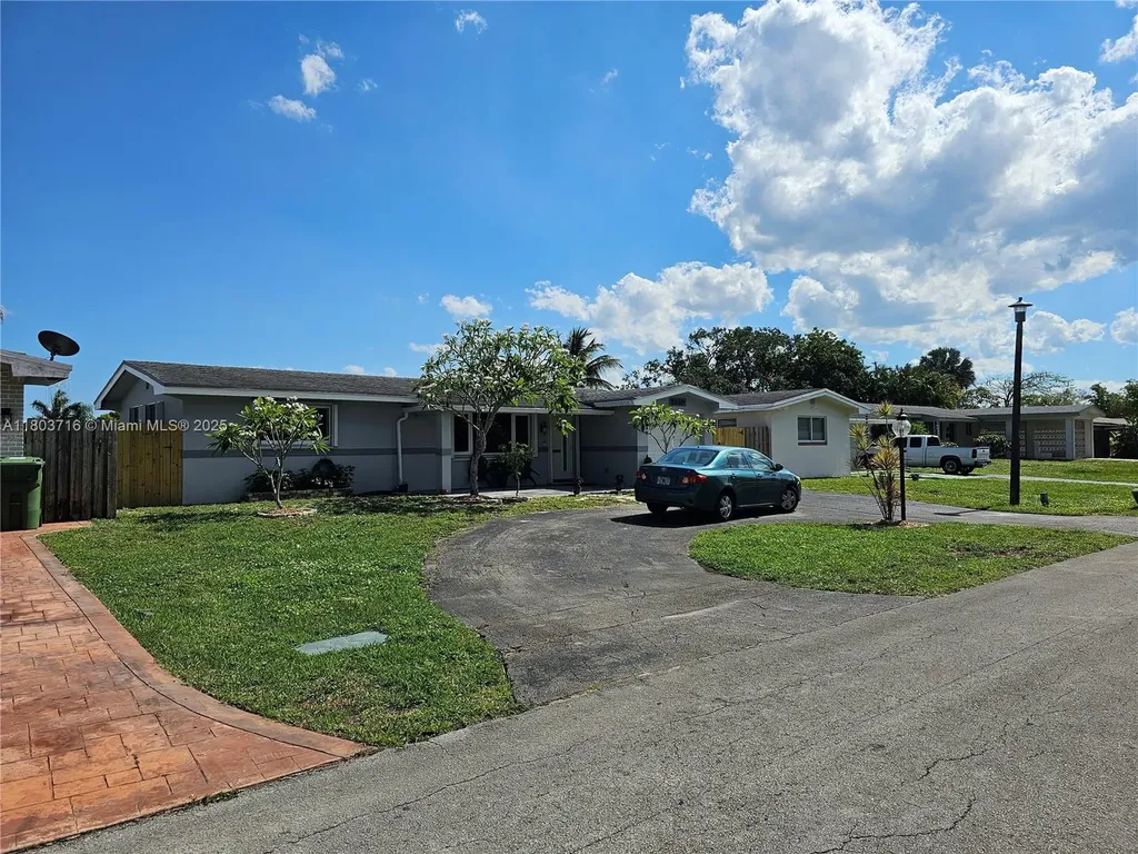8240 NW 15th Street Pembroke Pines FL 33024