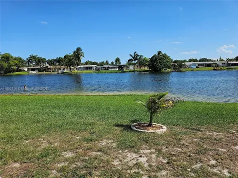 8240 NW 15th Street Pembroke Pines FL 33024