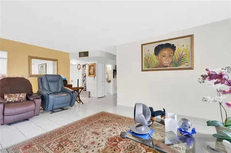 1400 Saint Charles Place Pembroke Pines FL 33026