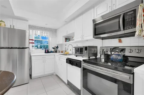 1400 Saint Charles Place Pembroke Pines FL 33026